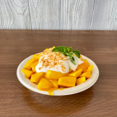 Mango Milk Bingsu (Regular Size)