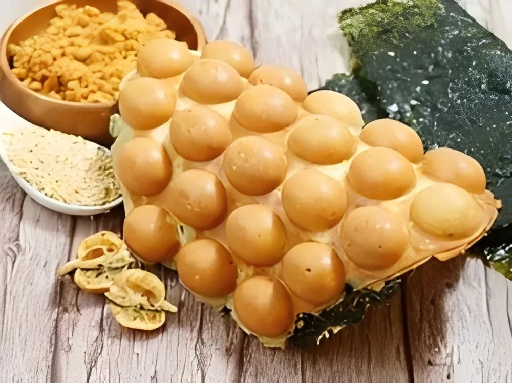 Pork Sung & Seaweed Egg Waffle