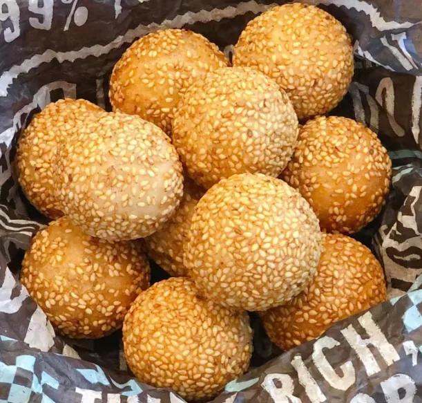 Red Bean Rice Ball with Sesame Seed